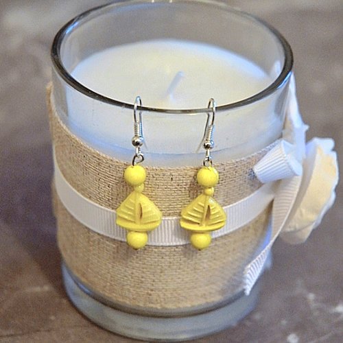 Boucles d'oreilles pendantes voilier jaune