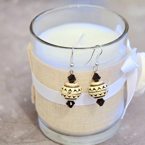 Boucles d'oreilles pendantes ethniques bois beige noir