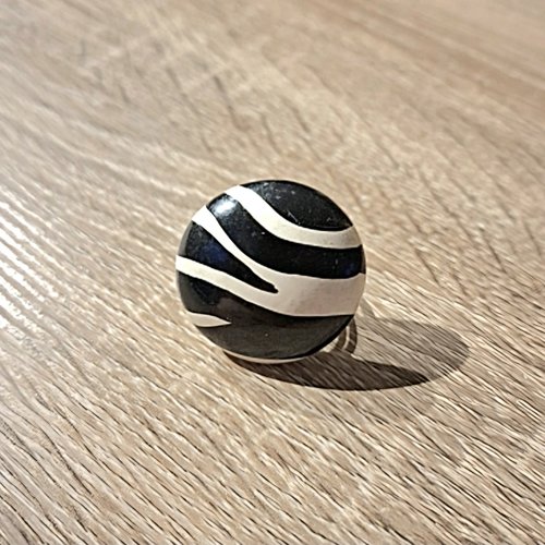 Bague zèbree noir blanc réglable