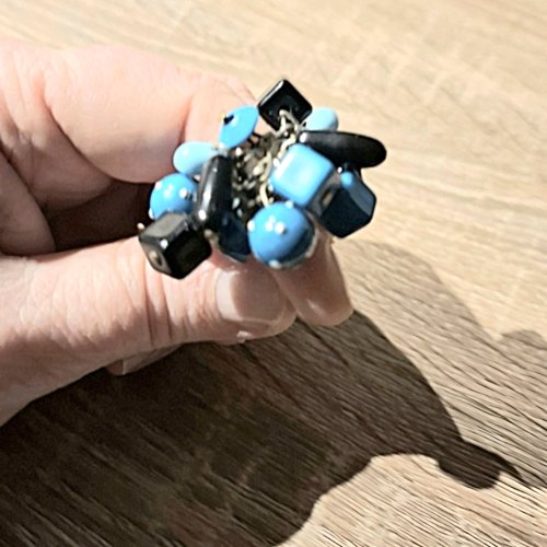 Bague réglable perles turquoise et noir