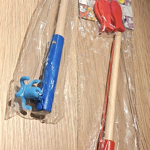 Jeux de pêche en fimo rouge ou bleu