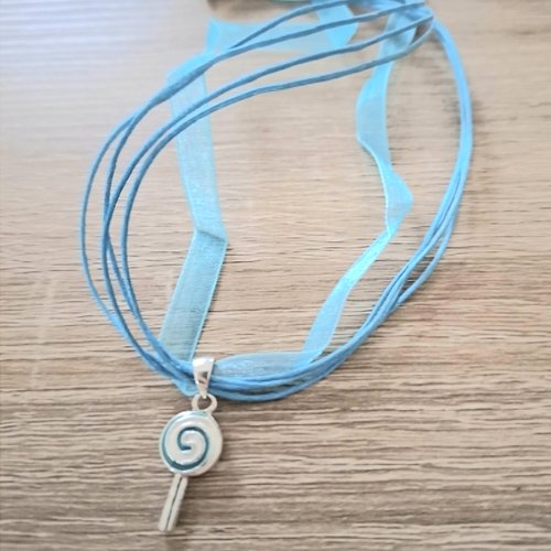 Collier tour du cou coton ciré bleu pendentif sucette métal