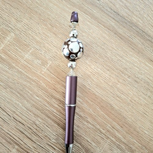 Stylo marron métallisé perles assorties