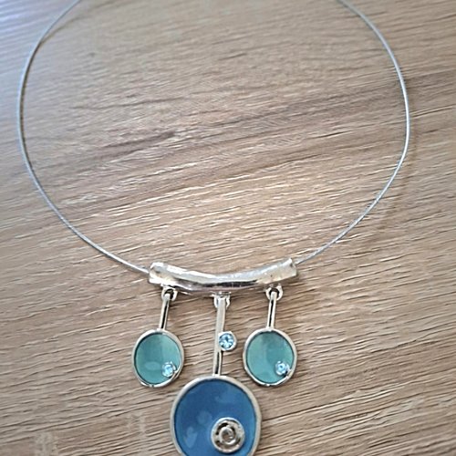 Collier tour du cou acier gris et bleu