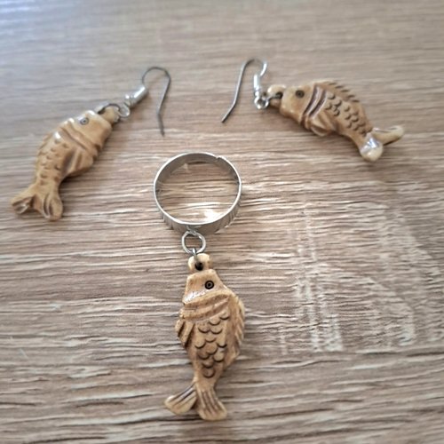 Parure poissons resine