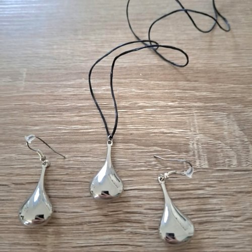 Parure argentee collier et boucles d'oreilles