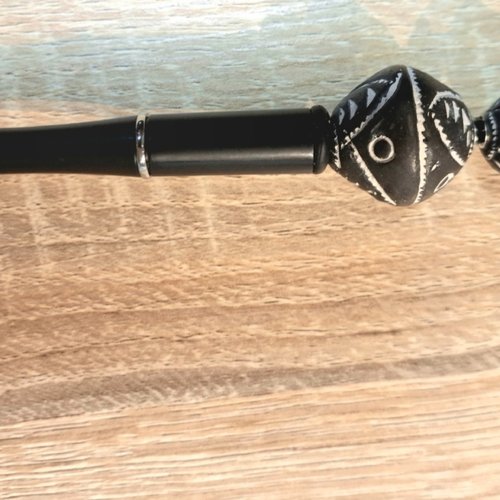 Stylo noir perles bois noir et blanc