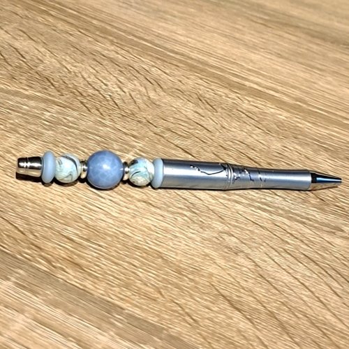 Stylo gris bleu métallique perles assorties
