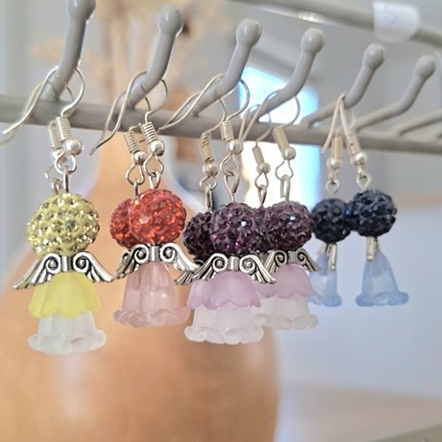 Boucles d'oreilles pendantes perles anges strass