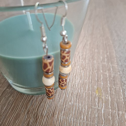 Boucles d'oreilles pendantes perles léopard