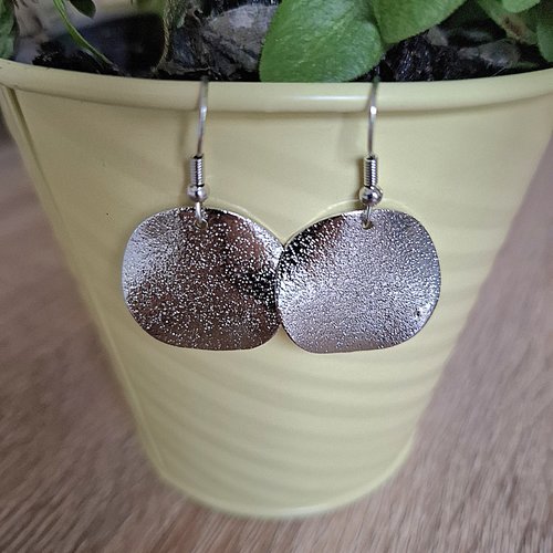Boucles d'oreilles pendantes argent ou or