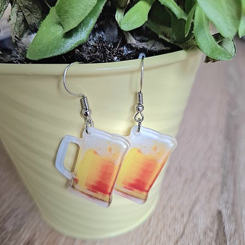 Boucles d'oreilles pendantes chopes de biere