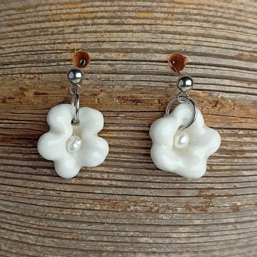 Boucles d'oreilles porcelaine blanche dana