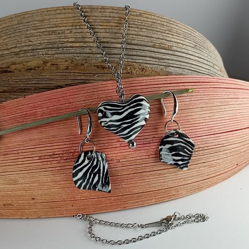 Collier porcelaine chaine peinture métalisée zebra