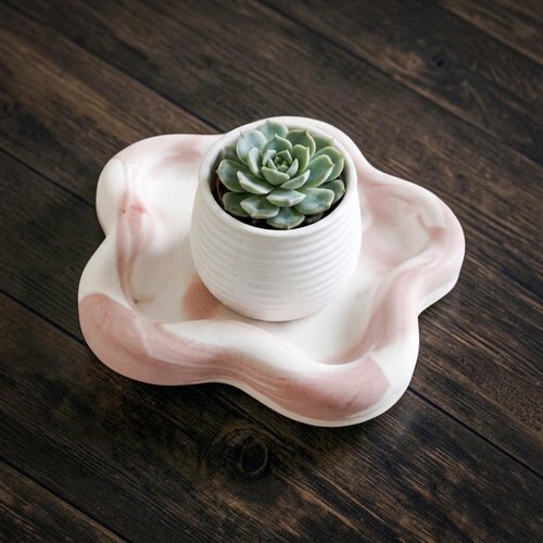Vide poche fleur artisanal en jesmonite