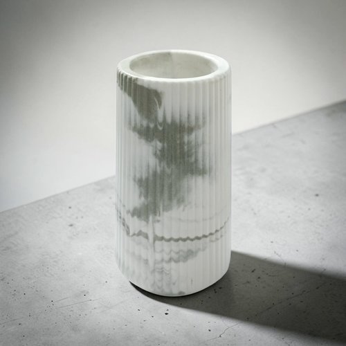 Petit vase en jesmonite