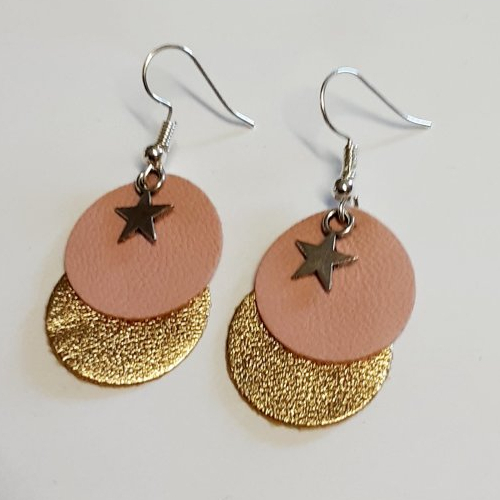 Boucle d'oreille cuir 
