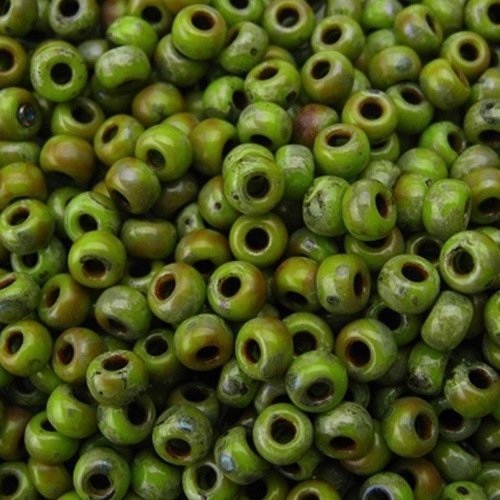 50 perles rocaille, vert chartreuse, pierre naturelle, diamètre 4 mm