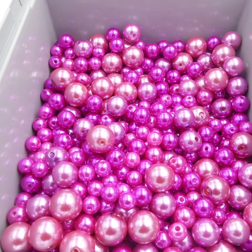 Mélange de 50 perles acrylique nacrées, dégradé de vert, de 8 à 14 mm de diamètre