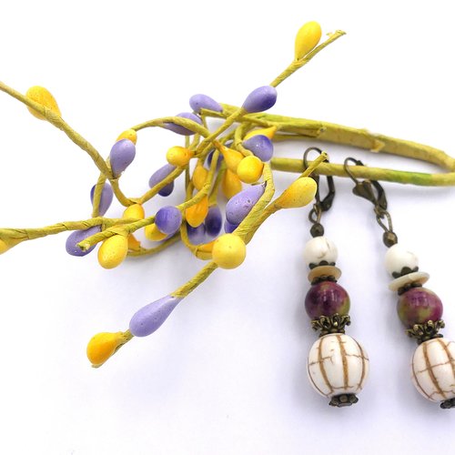 Boucles d'oreilles perles en howlite, pierre naturelle, rondelles en nacre