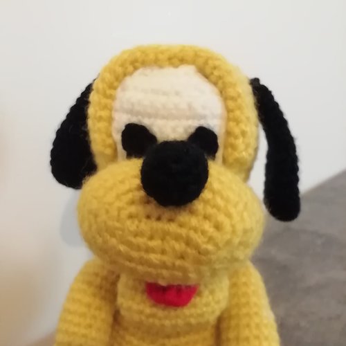 Pluto baby, amigurumi au crochet, doudou, peluche