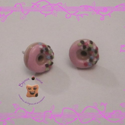 Boucles d'oreille puce donuts rose et  multicolore en fimo