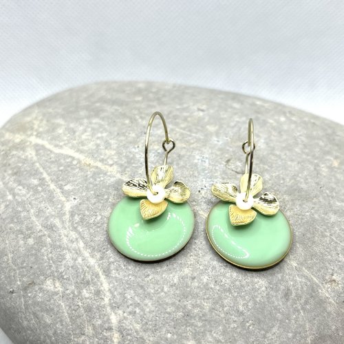 Boucles d’oreilles pomme d’amour vert d’eau