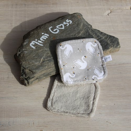 Lot 5 lingettes démaquillantes lavables, carrées douceurs.