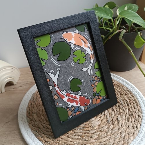 Cadre glass painting. poisson koï.