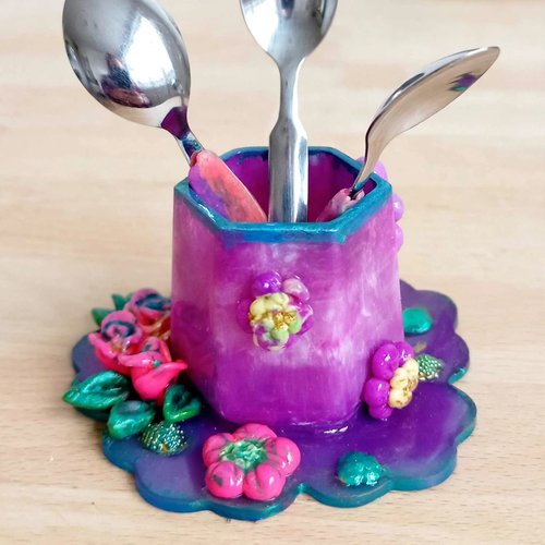 Pot à crayons violet fleuri fait main - porte-cuillères - organisateur bureau