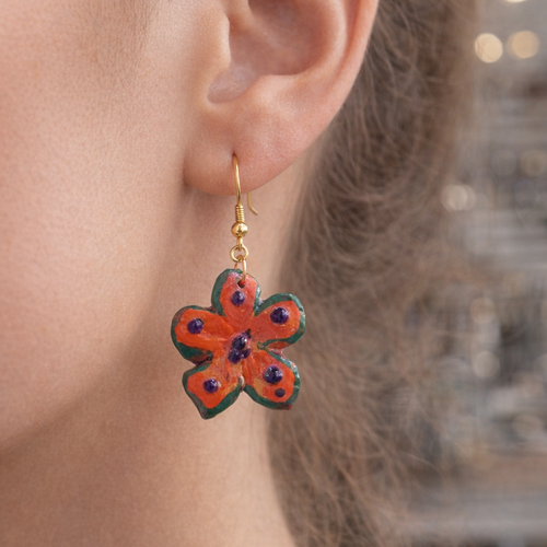 Boucles d’oreilles fleurs artisanales orange et vert – création unique