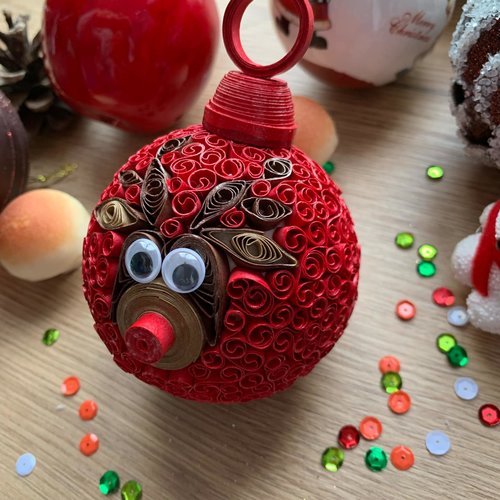 Boule de noël renne en quilling