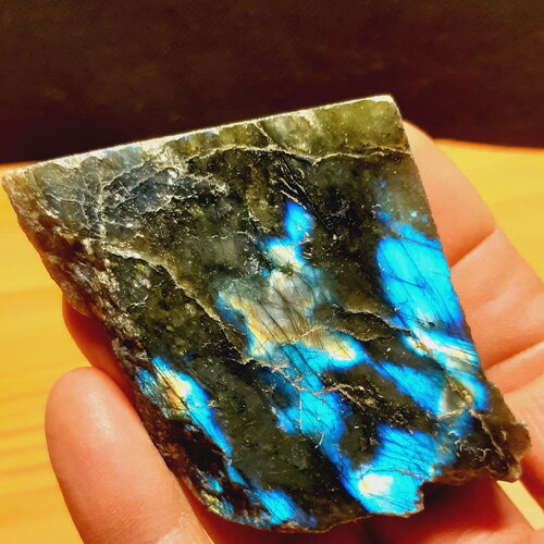 Labradorite polie de madagascar