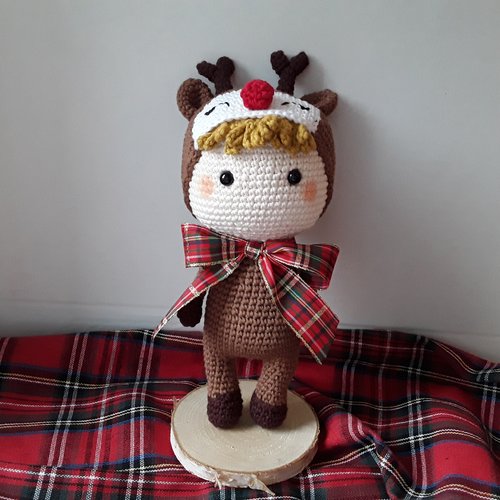 Decoration de noël, rudolph le renne de noël au crochet