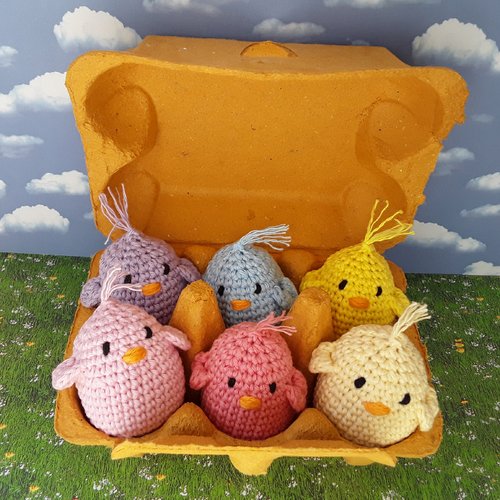 Un poussin au crochet vendu à l'unité, decoration thème printemps / pâques