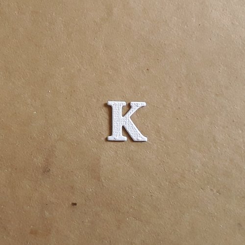 Découpe lettre majuscule alphabet en papier, lettre k,  1,7 cm 