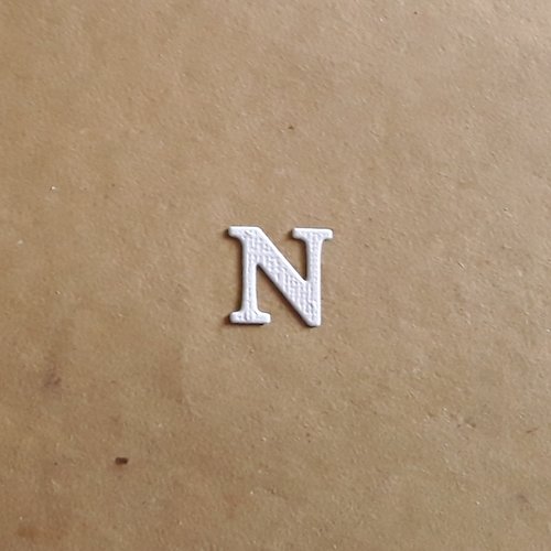 Découpe lettre majuscule alphabet en papier, lettre n,  1,7 cm 