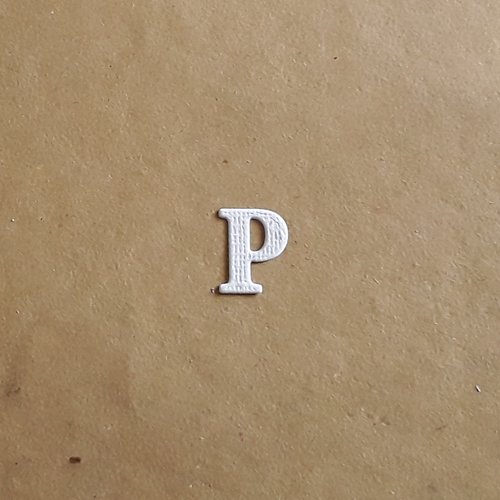 Découpe lettre majuscule alphabet en papier, lettre p,  1,7 cm 