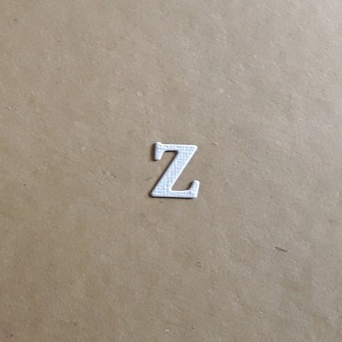 Découpe lettre majuscule alphabet en papier, lettre z,  1,7 cm 