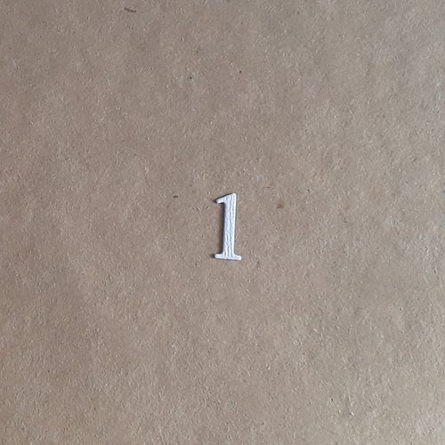 Découpe chiffre en papier, numéro 1,  2 cm 