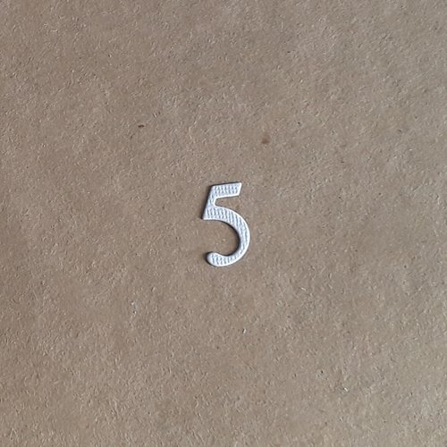 Découpe chiffre en papier, numéro 5,  2 cm 