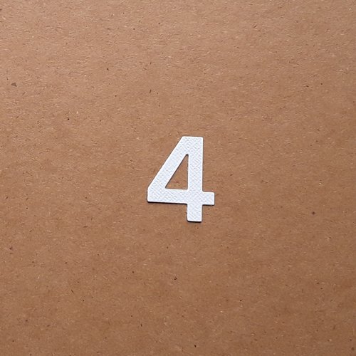 Découpe chiffre en papier, numéro 4,  3 cm 