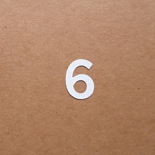 Découpe chiffre en papier, numéro 6,  3 cm 