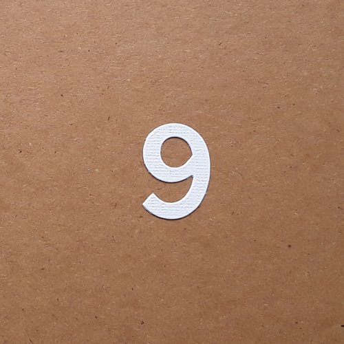 Découpe chiffre en papier, numéro 9,  3 cm 