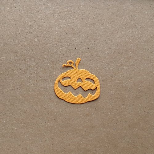Découpe citrouille en papier jaune orangé, halloween, embellissement 3,6 cm 