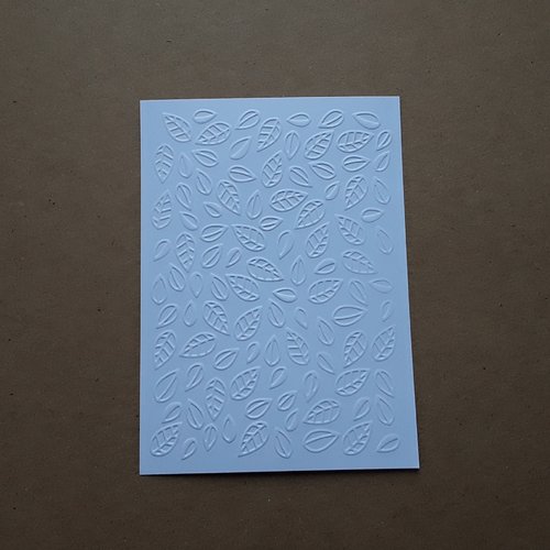4 cartes simples, fond de carte embossé petites feuilles, en papier blanc 14,5 x 10,5 cm