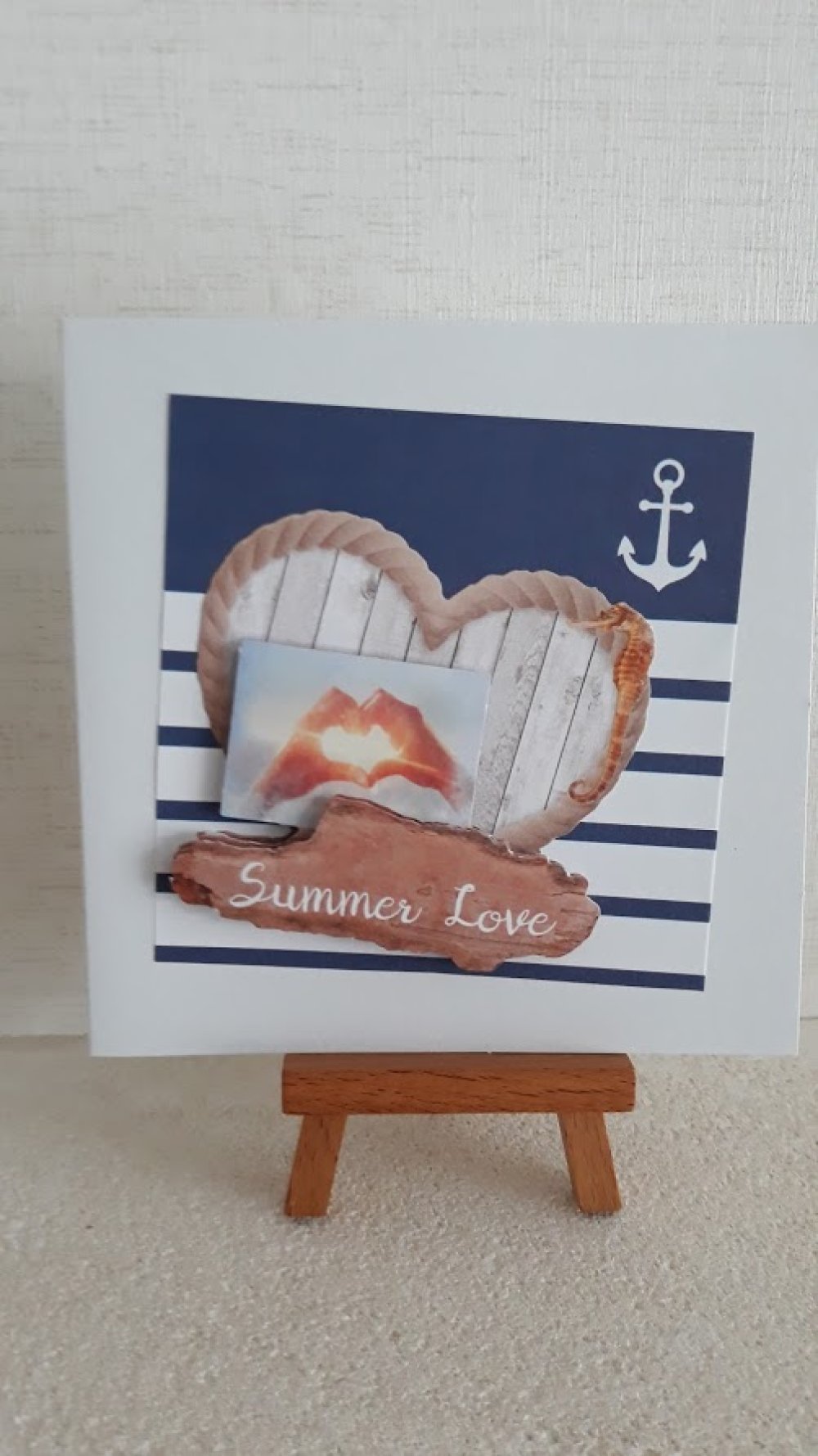 Carte 3d Sur Le Theme De La Mer Avec Coeur Et Ancre Un Grand Marche