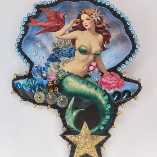 Broche "sirène"