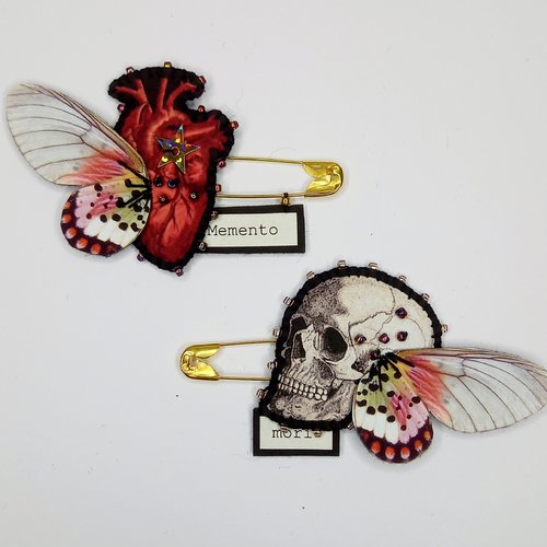 Broches "à la vie à la mort"