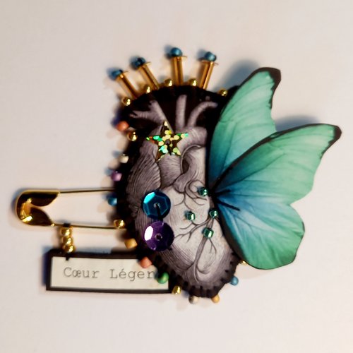 Broche "coeur léger"